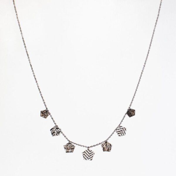 sifuori ネックレス　ラメ入りショート